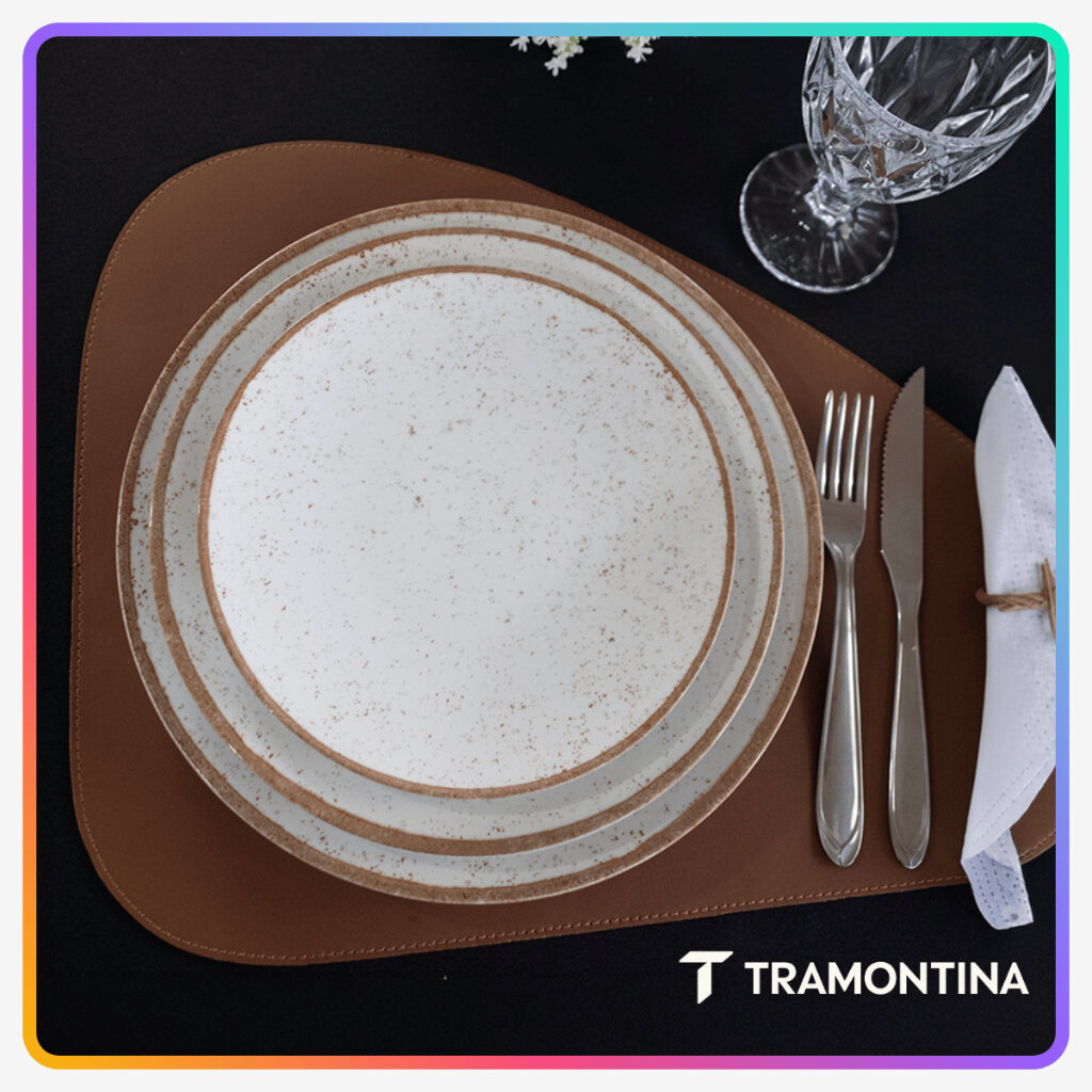 Jogo de pratos Tramontina em porcelana com acabamento rústico marrom